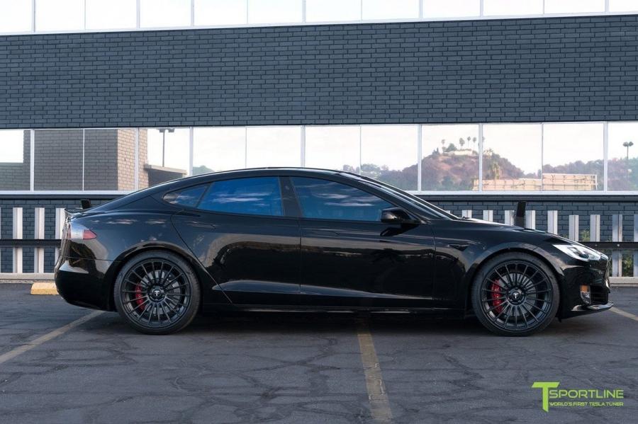  Tesla Model S P100D by T Sportline 2017 года  (фото 12 из 45)